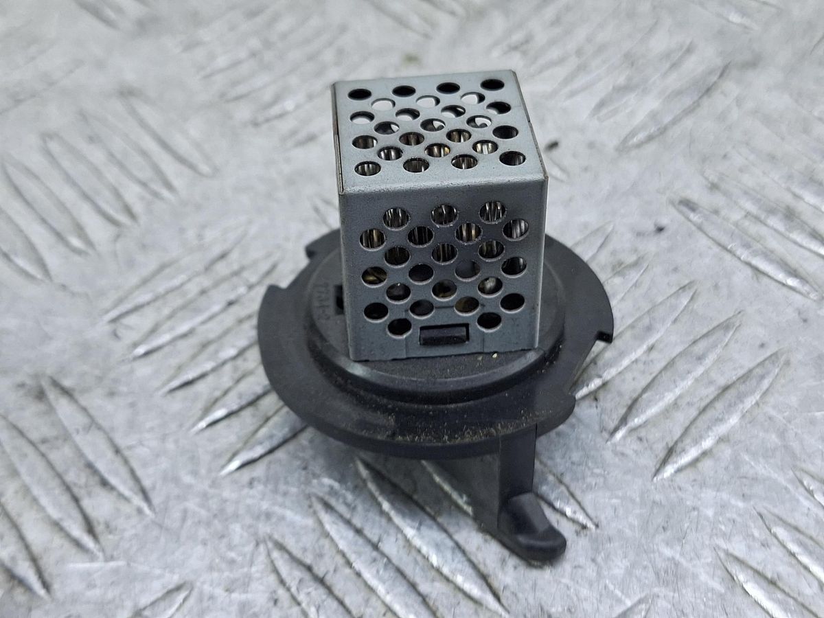 Сопротивление печки к Smart Fortwo 2001