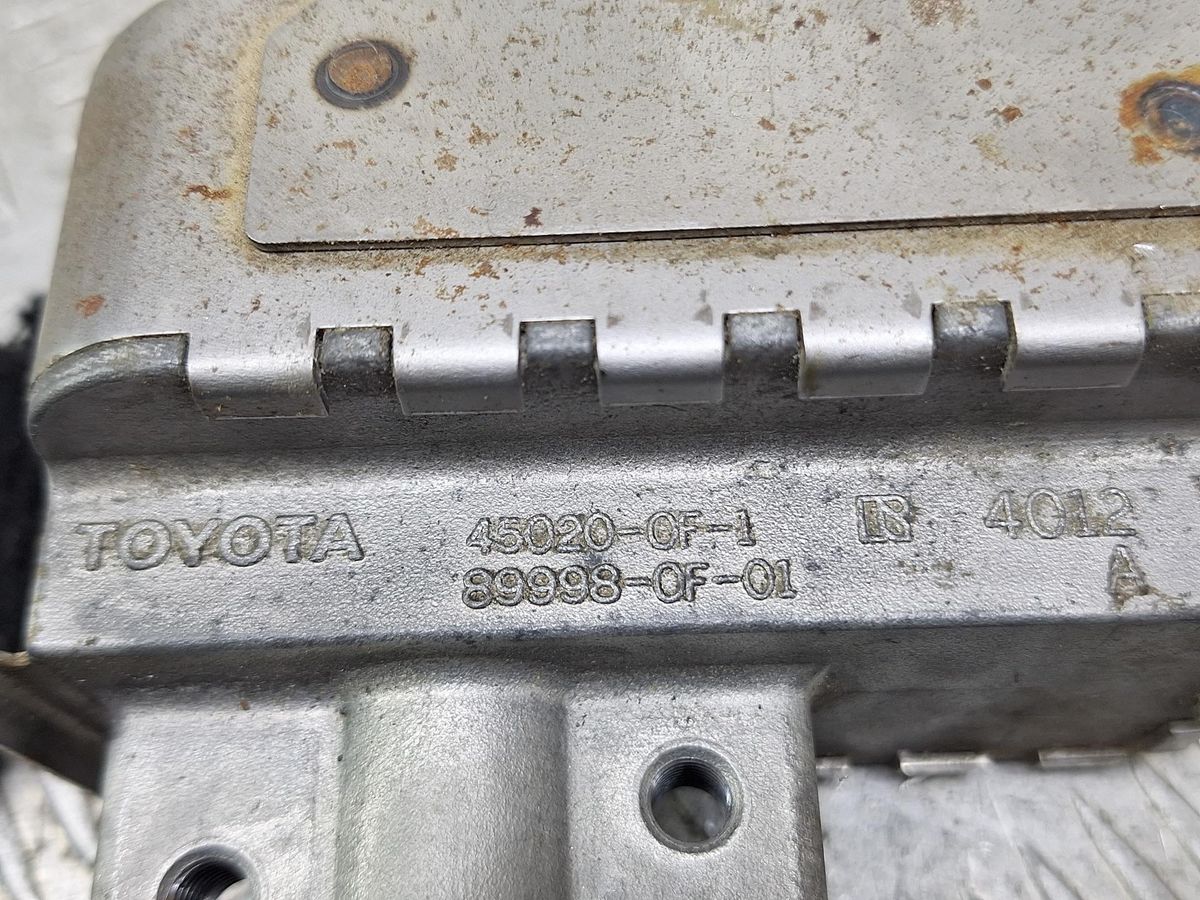 Замок рулевой колонки к Toyota Corolla Verso 2006