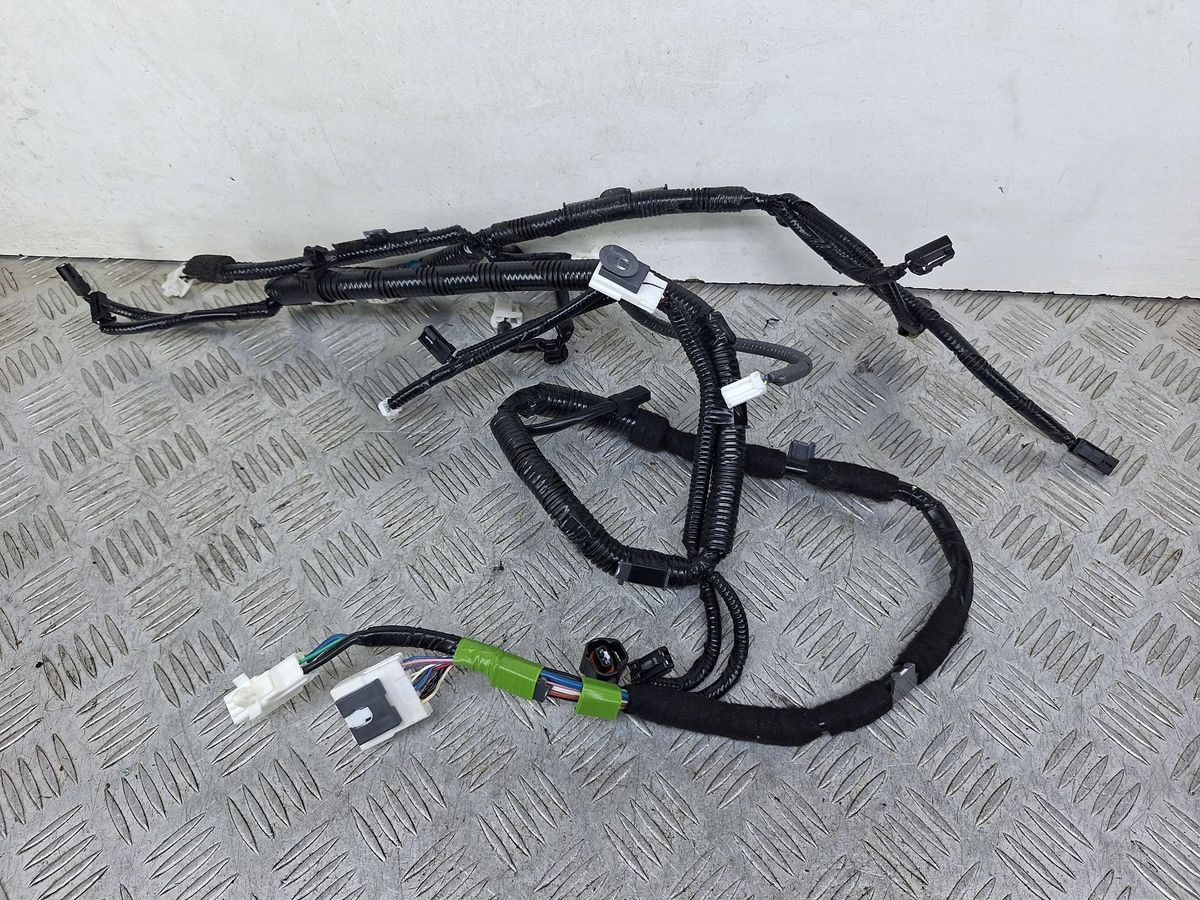 Проводка крышки багажника к Mazda 6 2020
