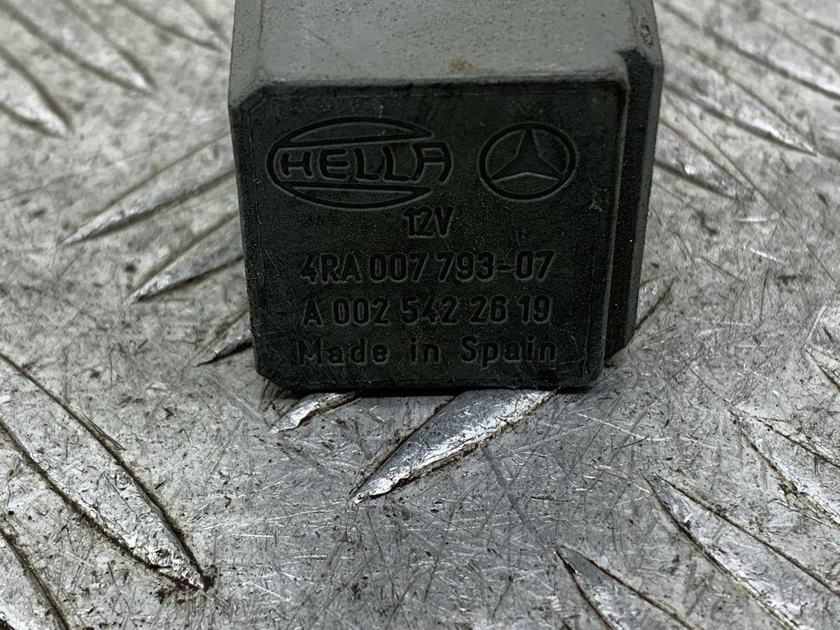 Реле (прочие) к Mercedes-Benz Vito 2007