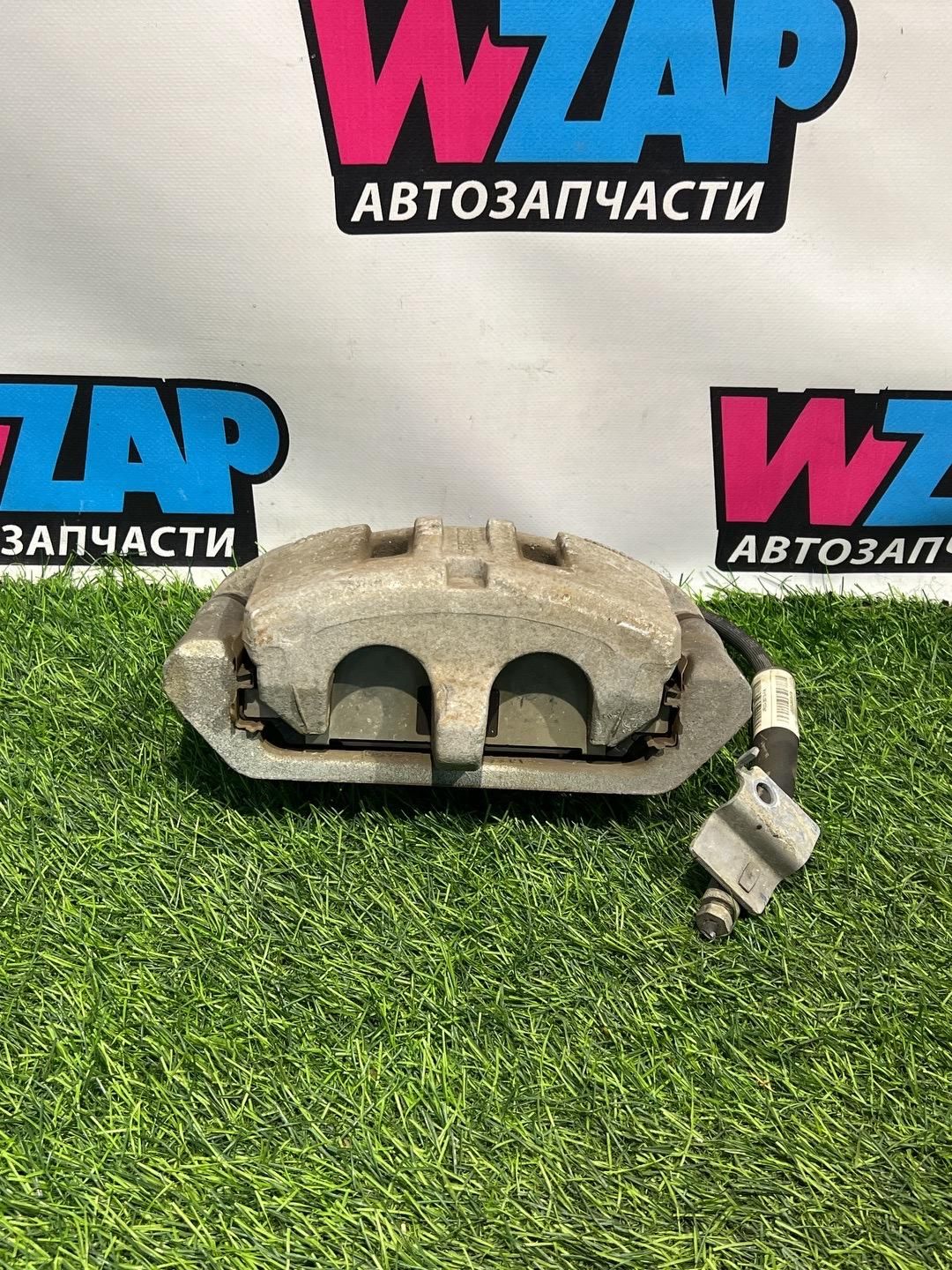 Суппорт передний правый к Ford Mustang 2019