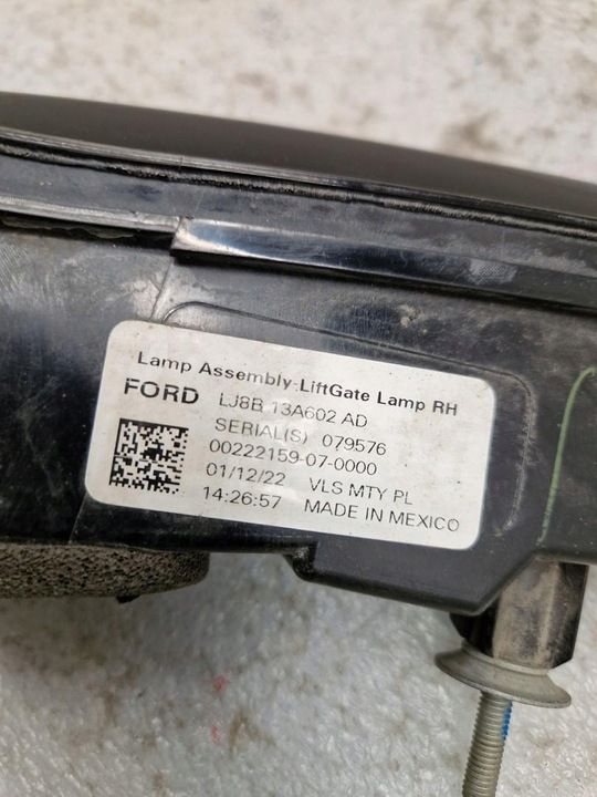 Фонарь задний правый к Ford Mustang Mach-E 2020
