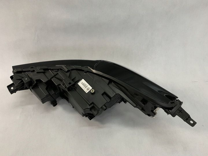 Фара правая к Ford Kuga 2019