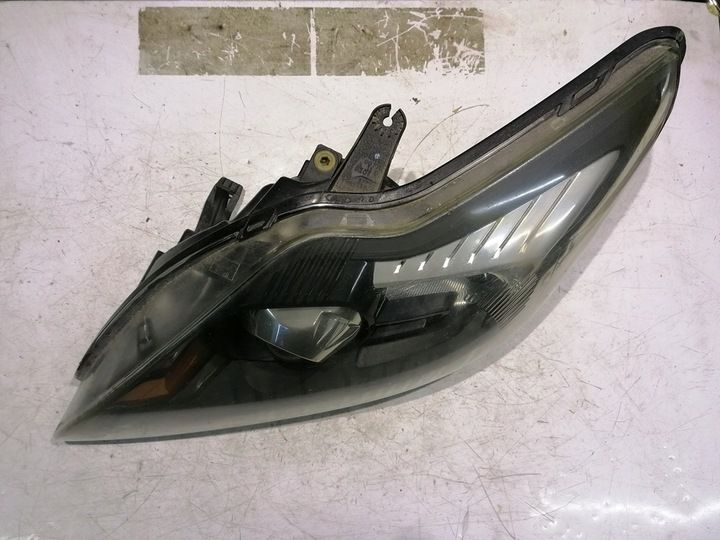 Фара левая к Ford Focus 2008
