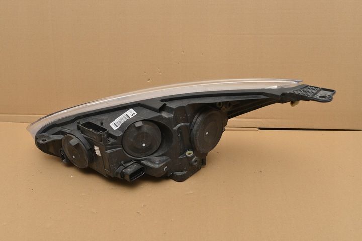 Фара правая к Ford Focus 2014