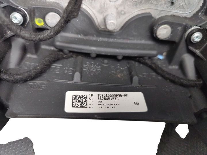 Руль к DS 4 2015