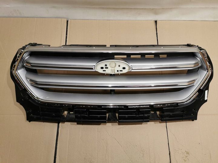 Решетка радиатора к Ford Kuga 2016
