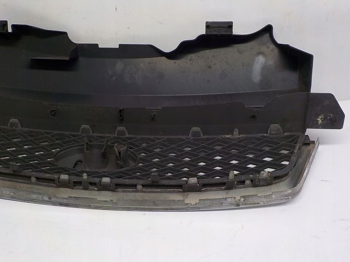 Решетка радиатора к Ford Focus 2005