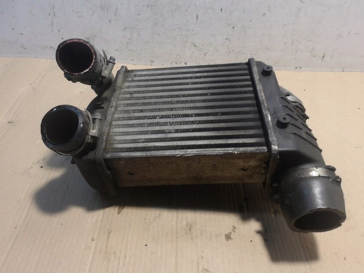 Интеркулер к Audi A6 2004