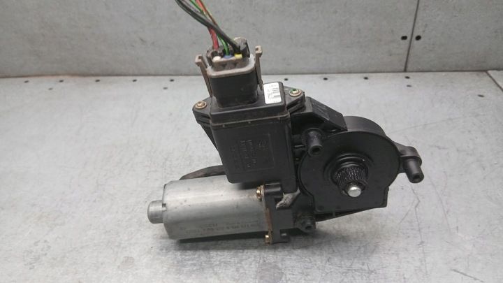 Моторчик стеклоподъемника к Mitsubishi i 2006