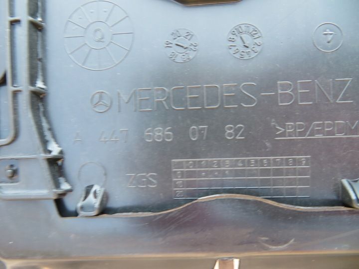 Защита арок (подкрылок) к Mercedes-Benz EQV 2019