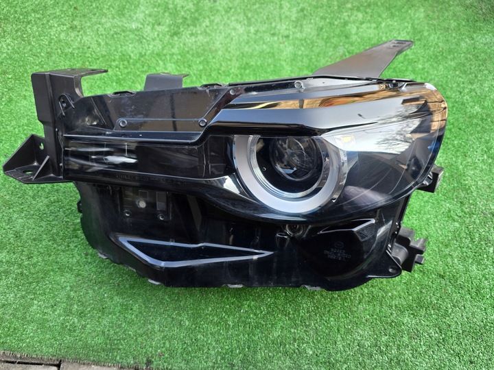 Фара левая к Mazda MX-30 2020
