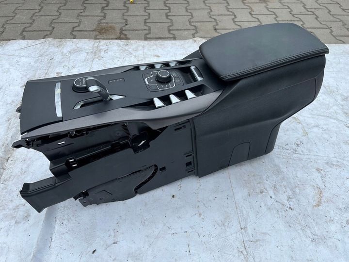Подлокотник к DS 5 2015