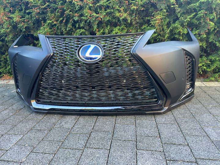 Бампер передний к Lexus UX 2018