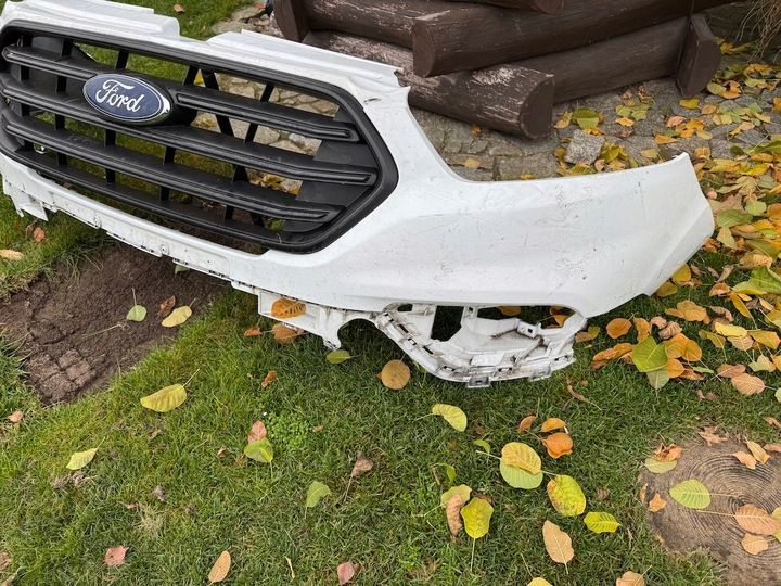Бампер передний к Ford Transit Custom 2012