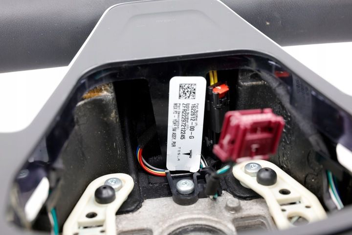 Руль к Tesla Model X 2015