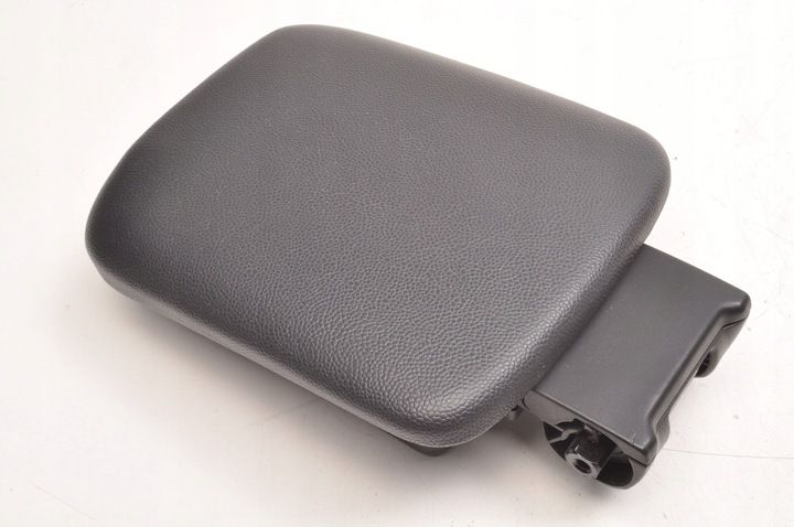 Подлокотник к Volvo S40 2007