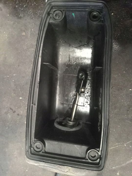 Трос кулисы КПП к Audi A6 1997