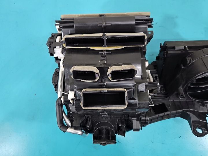 Отопитель в сборе (печка) к Ford Edge 2015