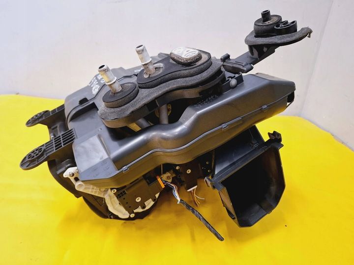 Отопитель в сборе (печка) к Mazda 2 2007