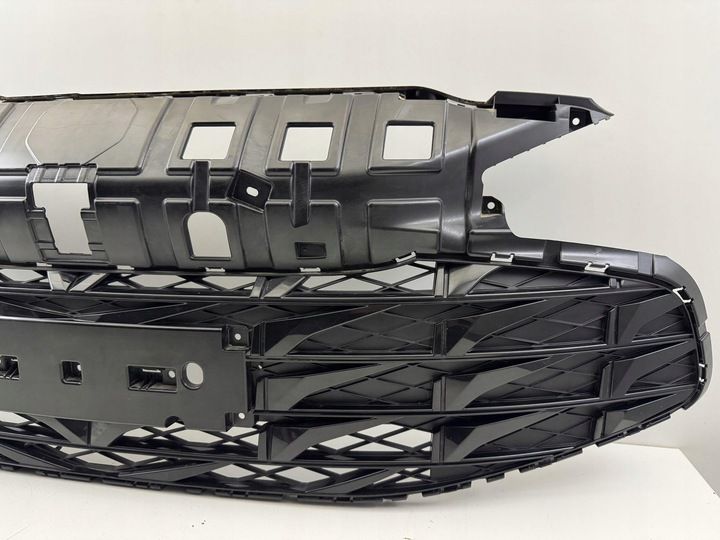 Решетка радиатора к MG 3 2013