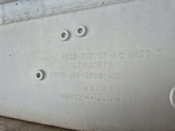 Бампер передний к Ford C-MAX 2010