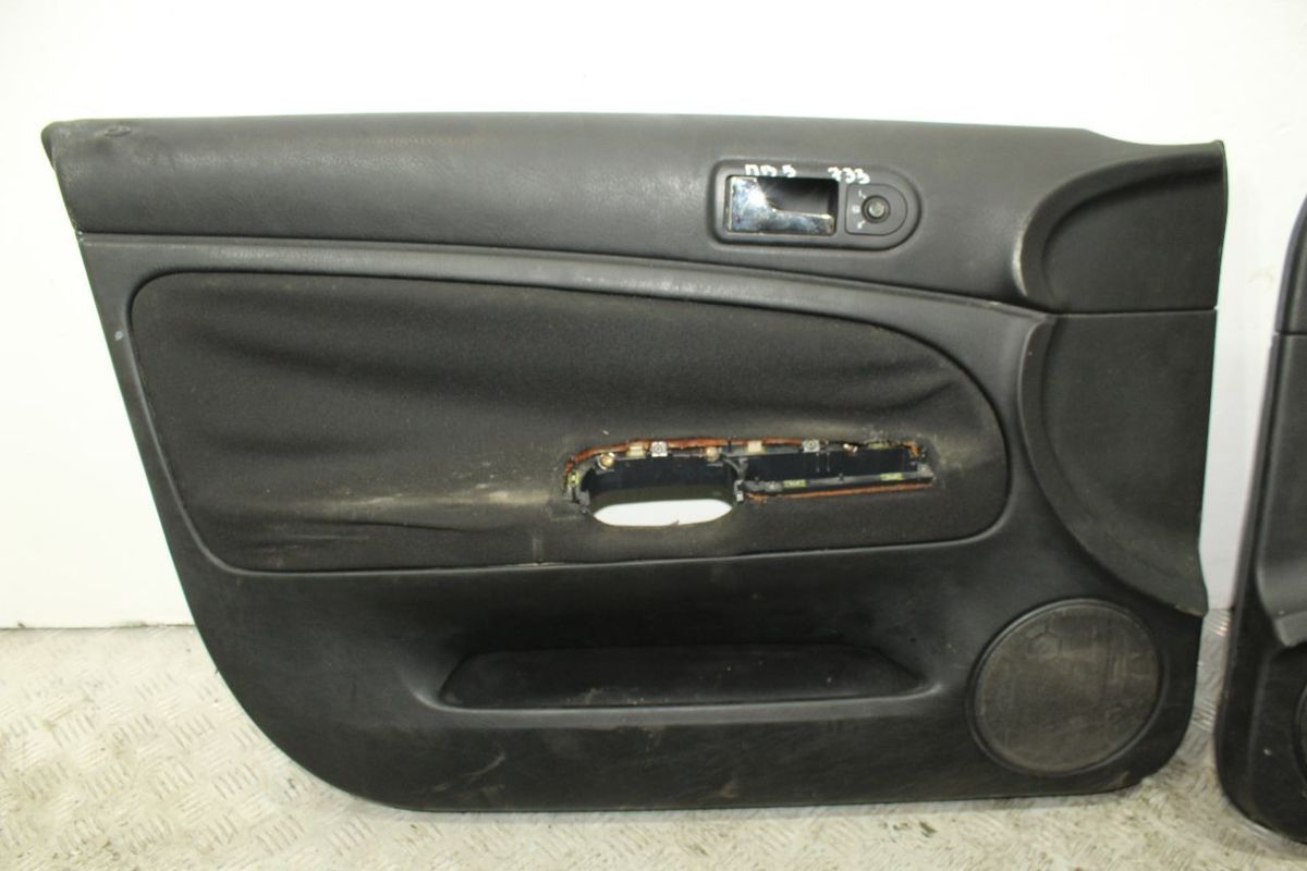 Дверная карта к Volkswagen Passat 2000