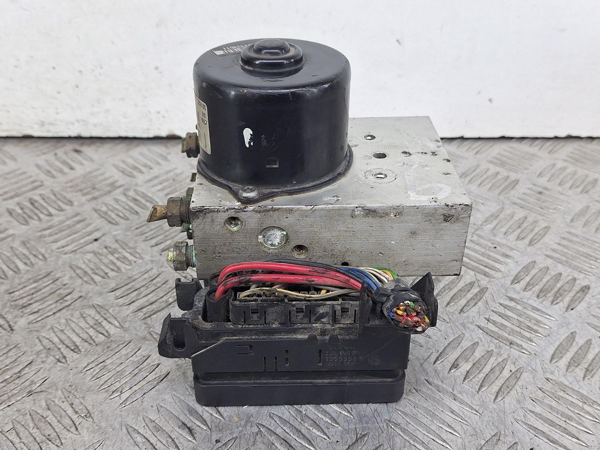 Блок ABS к Volvo S60 2002
