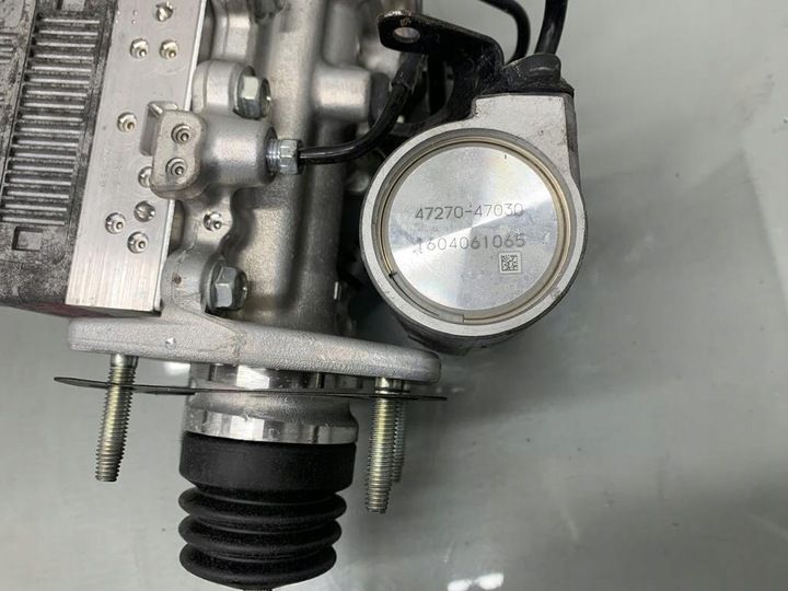 Блок ABS к Lexus NX 2014