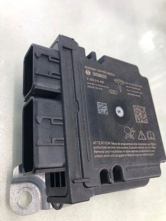 Блок AirBag к Tesla Model 3 2017