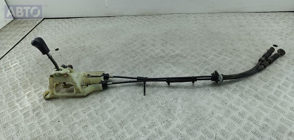 Кулиса к Mitsubishi Carisma 1997