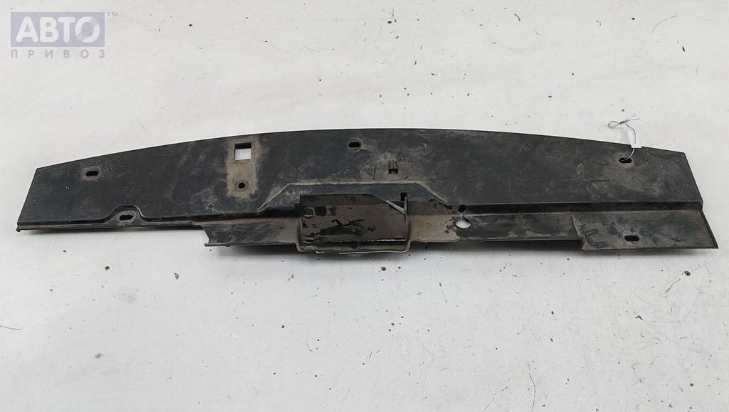 Накладка к Peugeot 807 2005