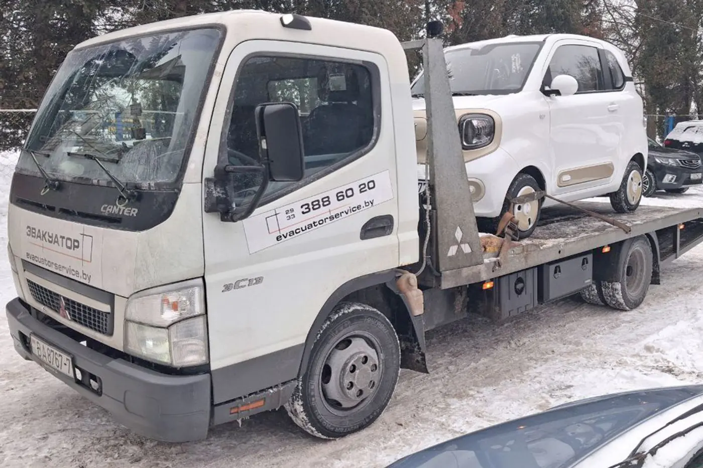 Когда автомобиль не заводится в мороз или сломался: обзор выездной помощи водителю