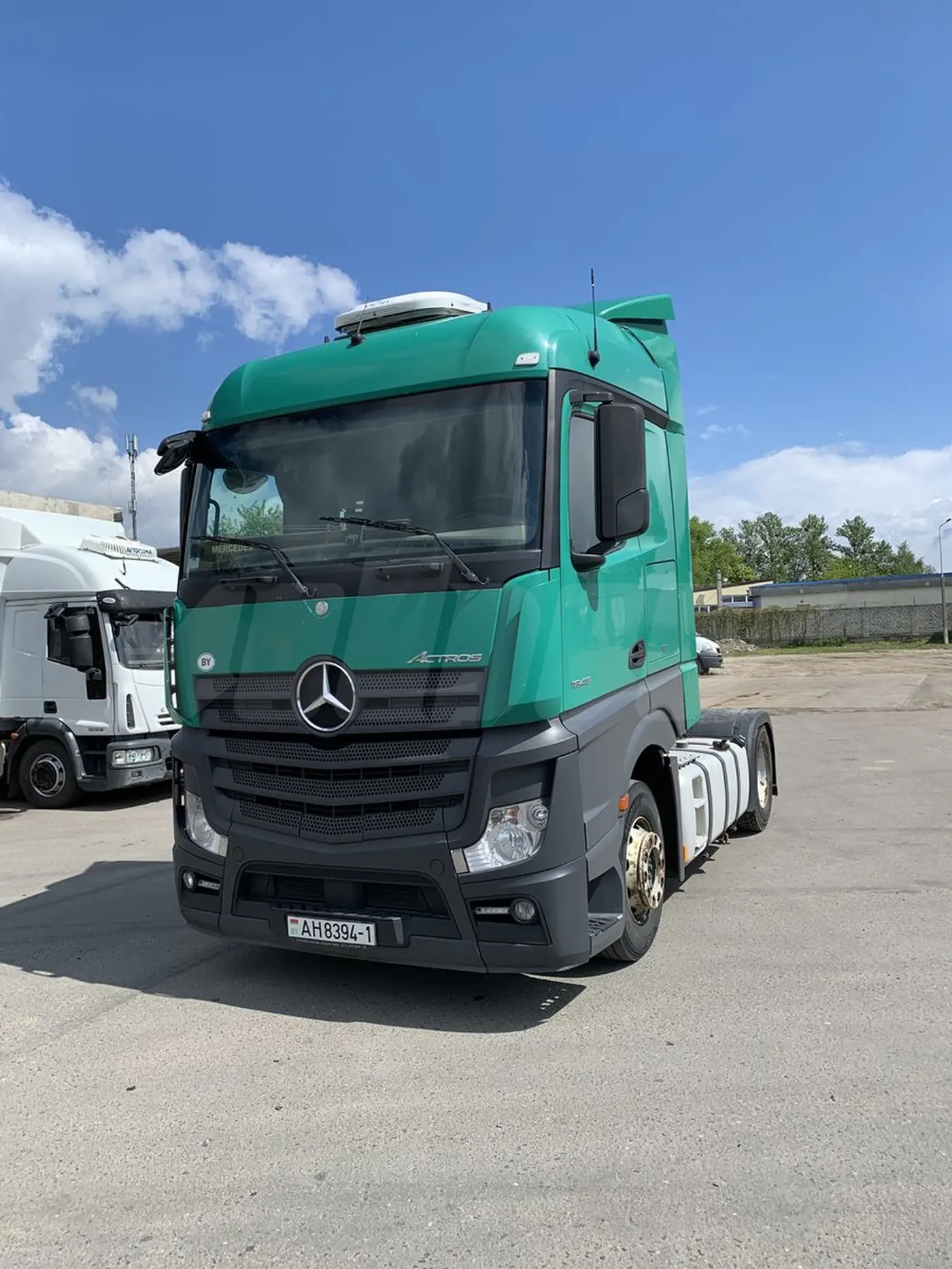 Mercedes-Benz Arocs 2015