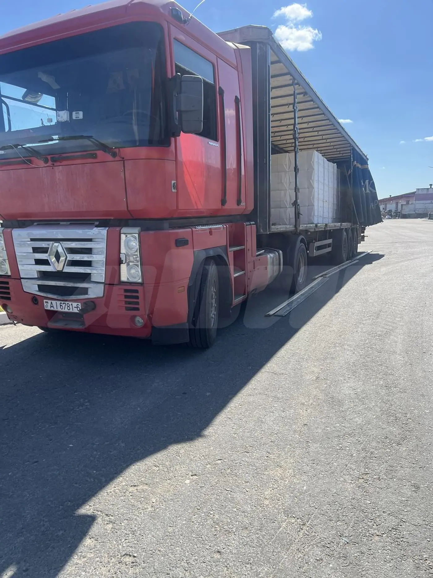Renault Magnum 2004