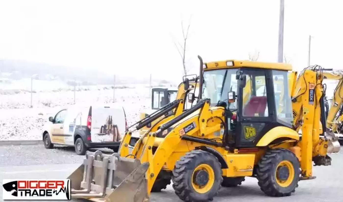 экскаватор-погрузчик JCB 2CX 2009