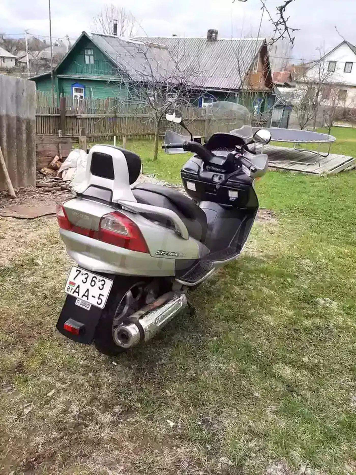 2005 Suzuki Burgman (SkyWave) 400,