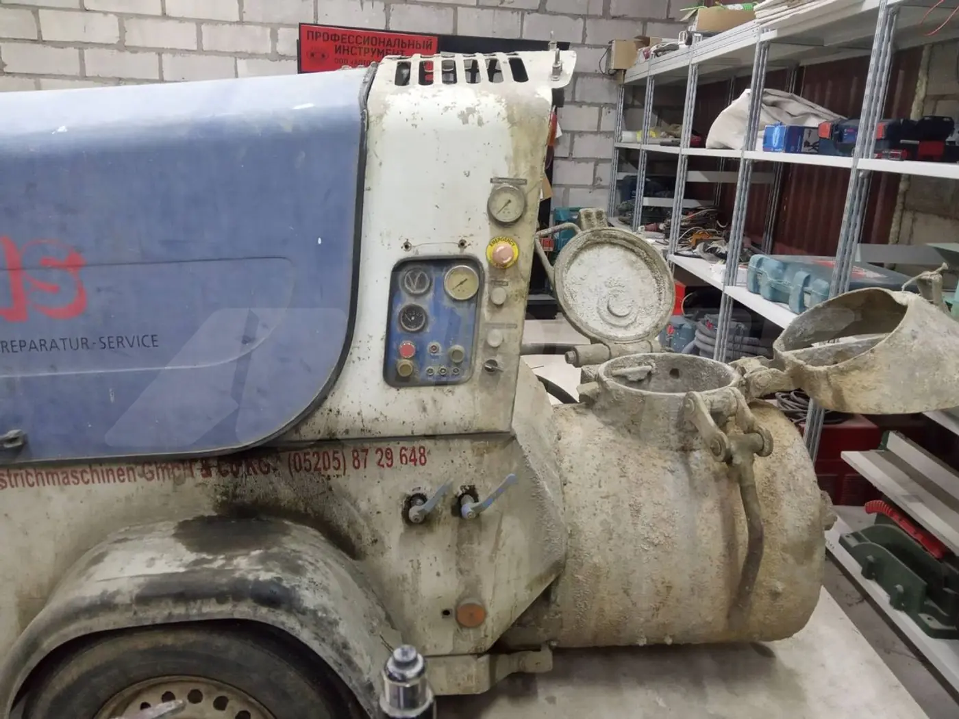 автобетононасос Bomag BF 2010