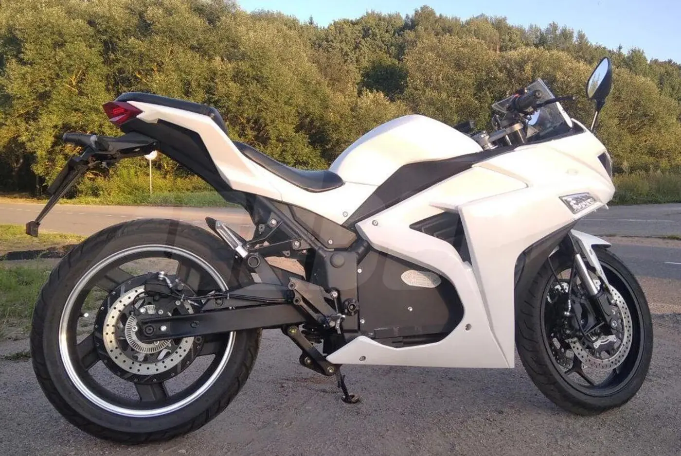 Yamaha YZF-R3, 2023