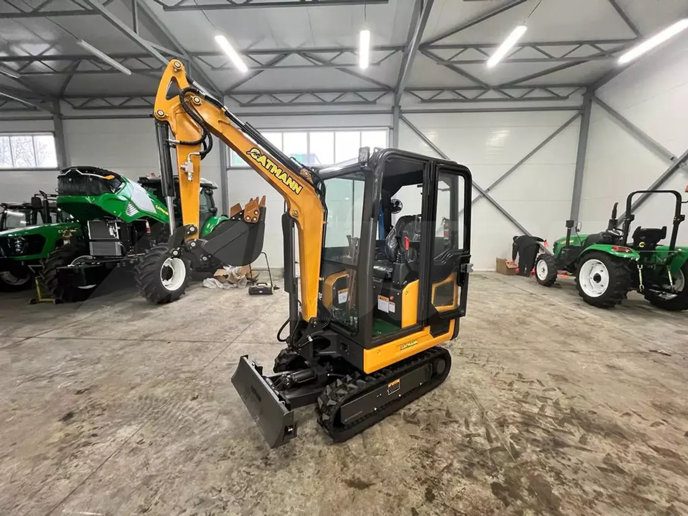 CATMANN LT-325 PERKINS 2025