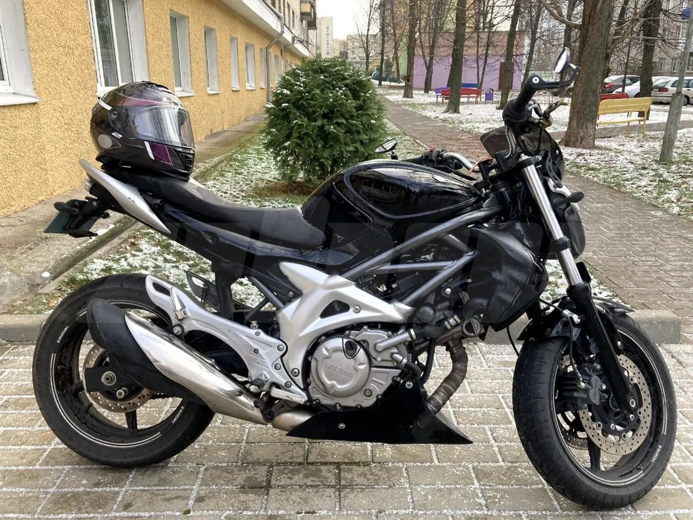 Suzuki SFV 650 Gladius, 2010