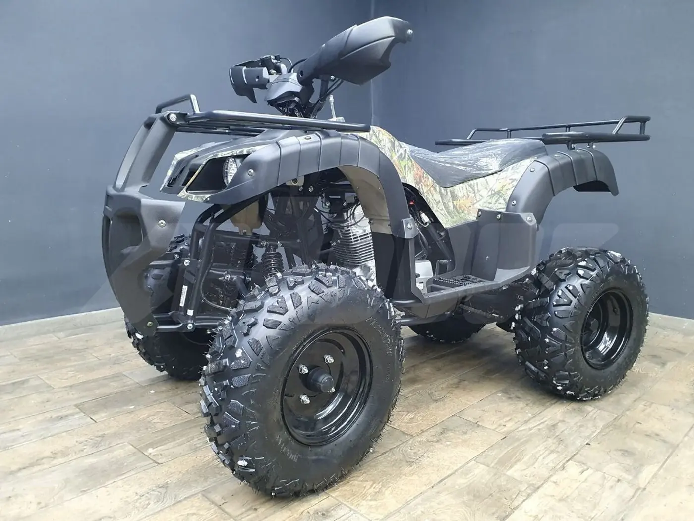 2023 Avantis Hunter 8,