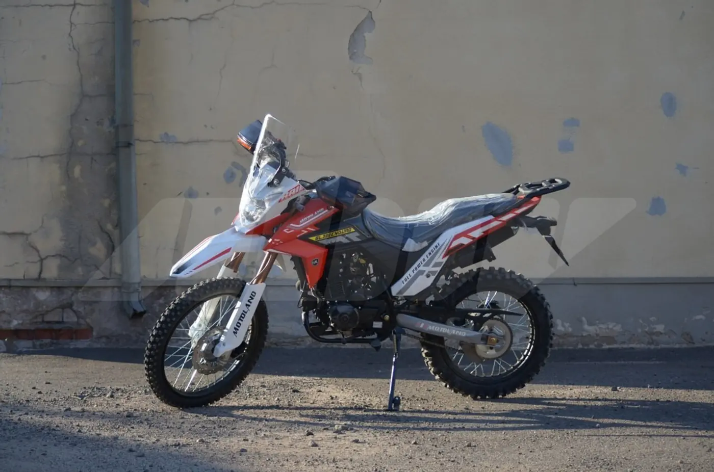 Motoland R1,