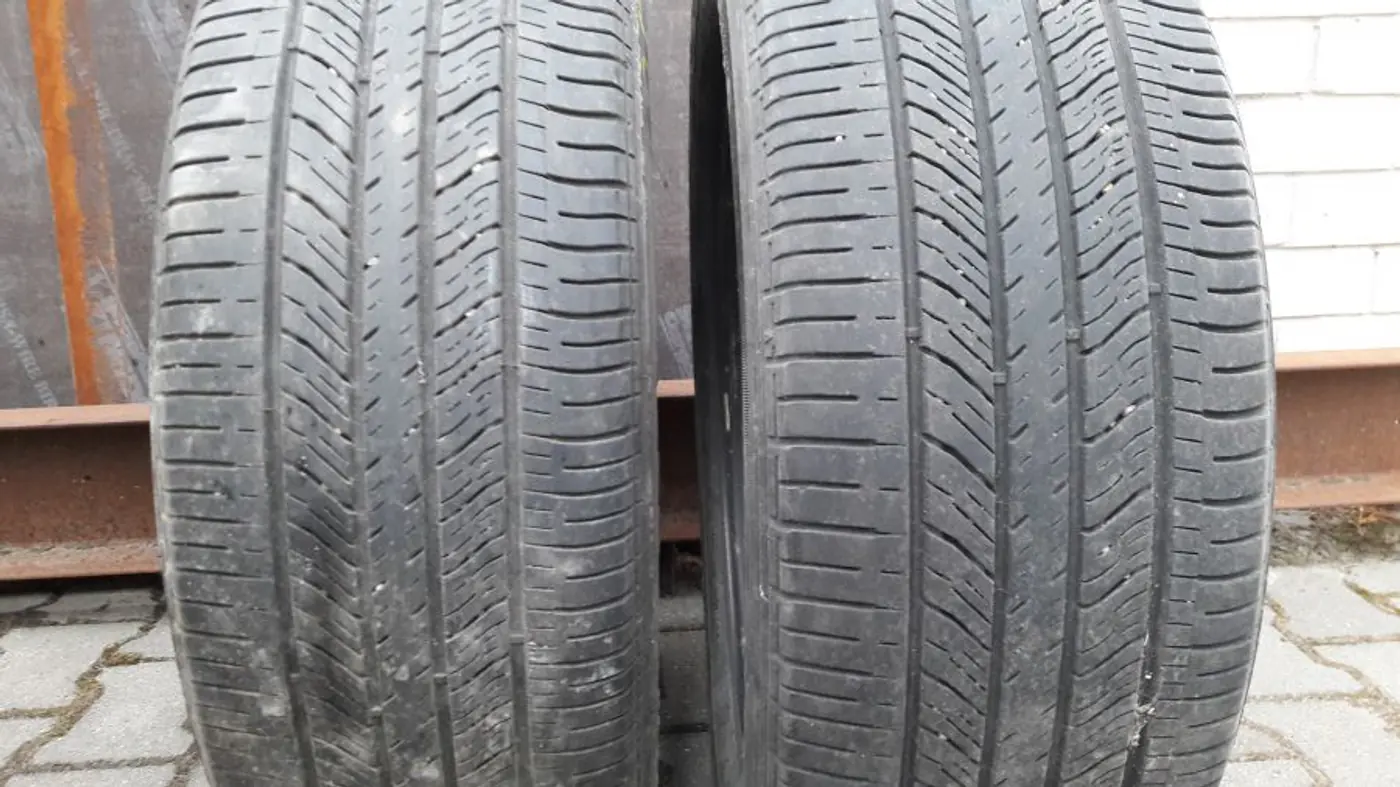 R20 245 50 Goodyear