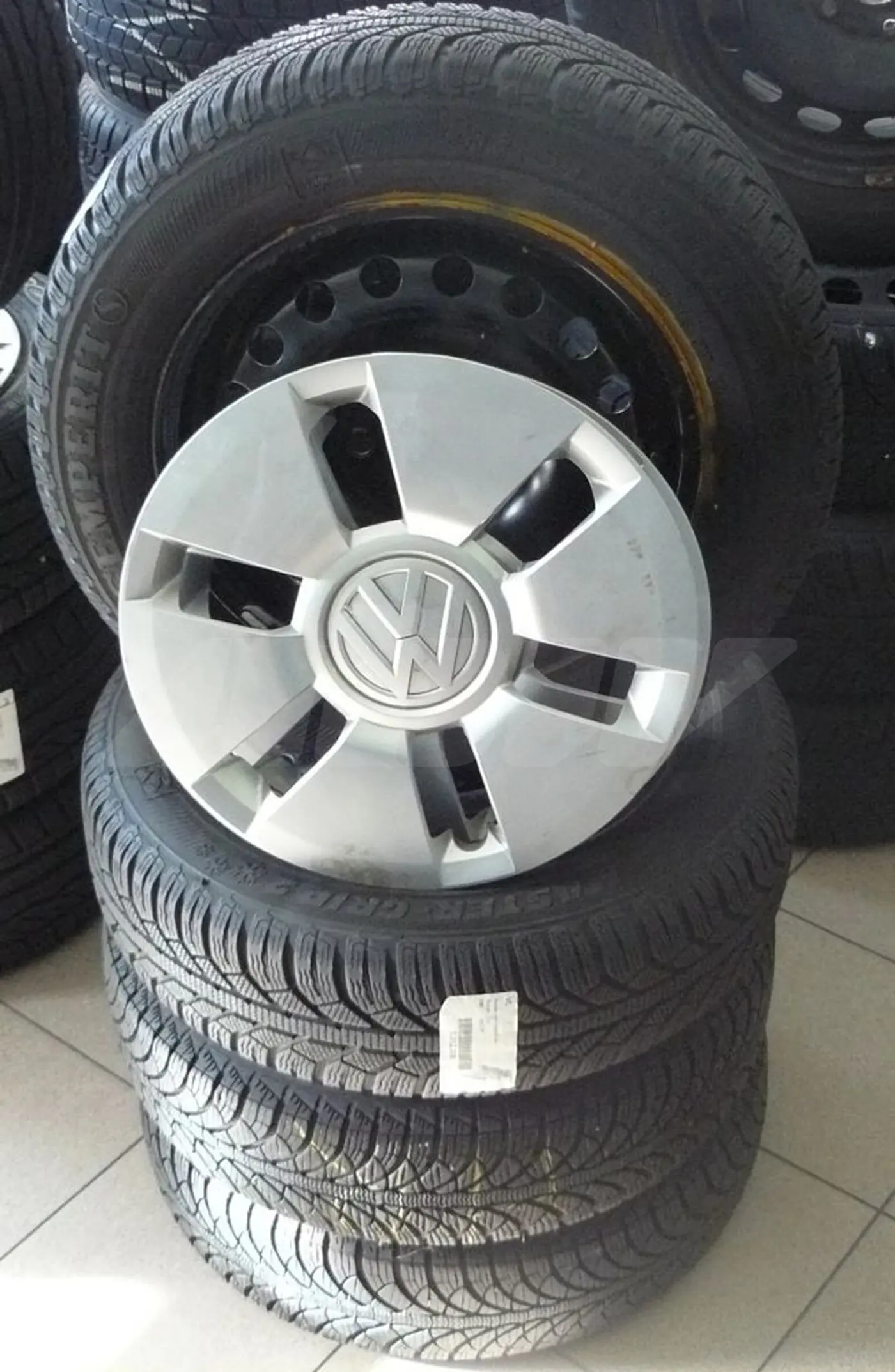 R14 165 70 Semperit