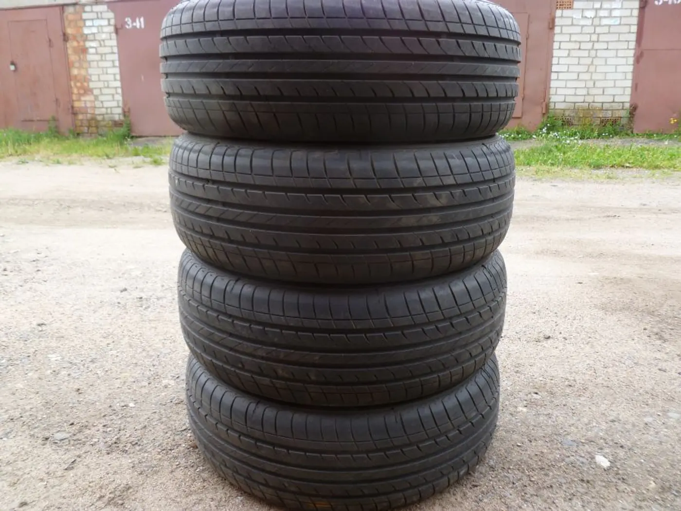 R17 215 60 LingLong