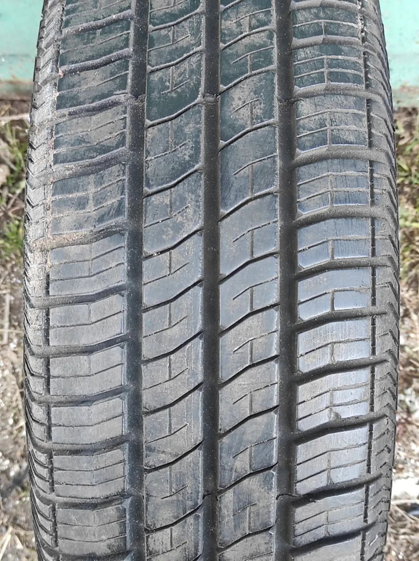 R15 195 60 Continental