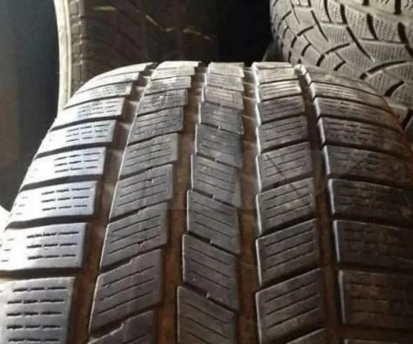 R20 275 40 Pirelli