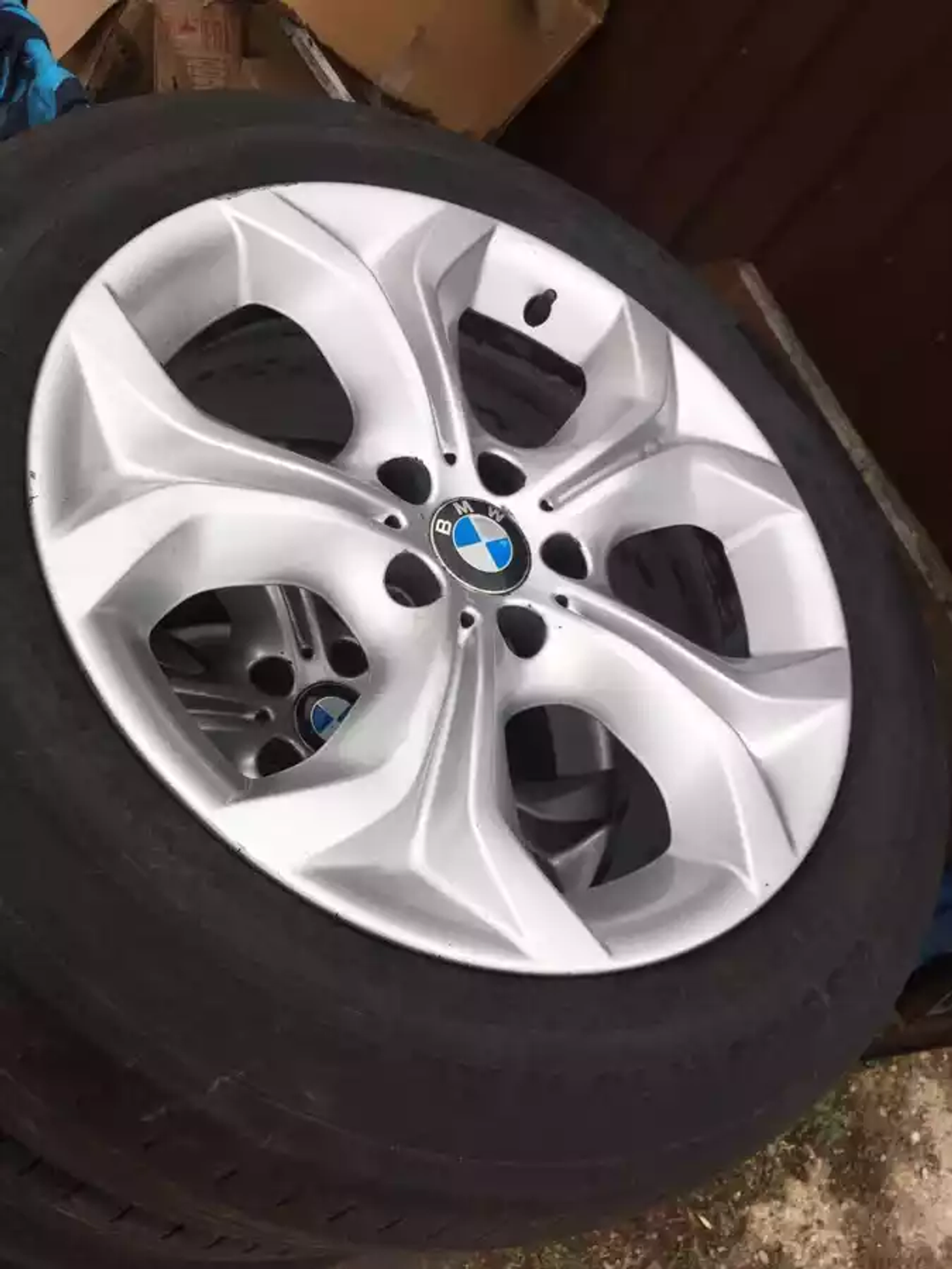 R19  BMW   к BMW