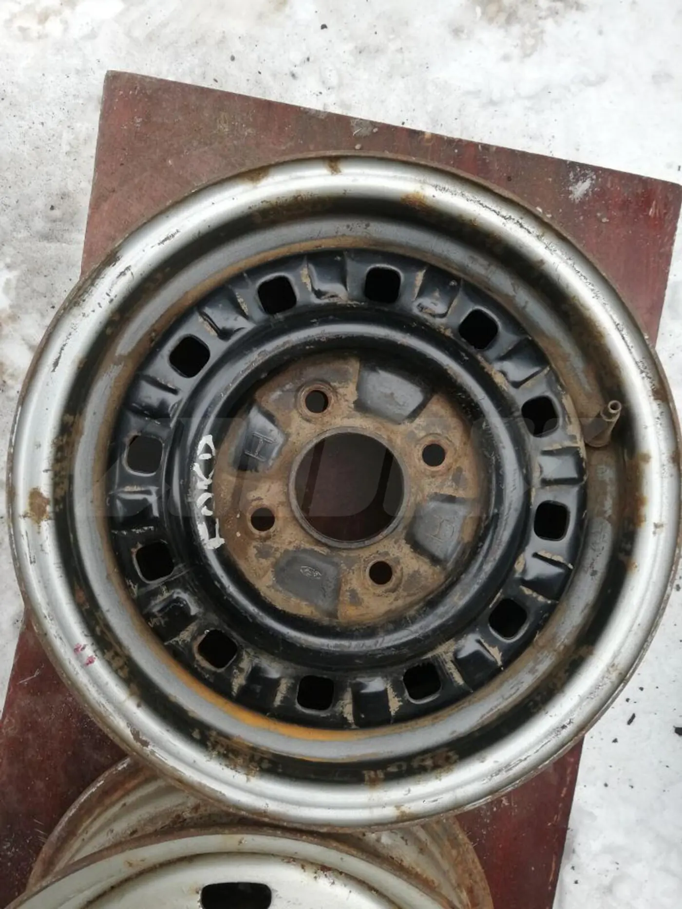 R13     к Ford